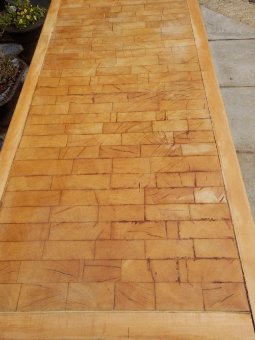 BUTCHER'S BLOCK 4FT6INS X 2FT6INS - ADDITIONAL PHOTO 9