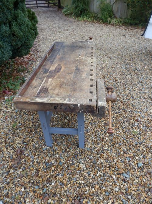 ANTIQUE CARPENTER'S BENCH - ADDITIONAL PHOTO 4