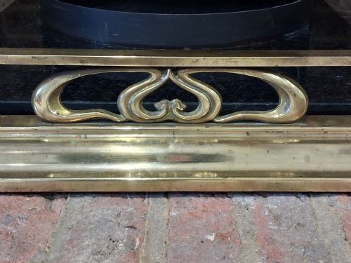 BRASS FIRE SIDE FENDER ART NOUVEAU - ADDITIONAL PHOTO 3