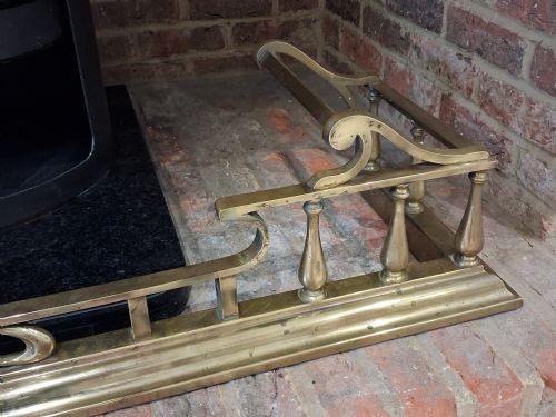 BRASS FIRE SIDE FENDER ART NOUVEAU - ADDITIONAL PHOTO 4