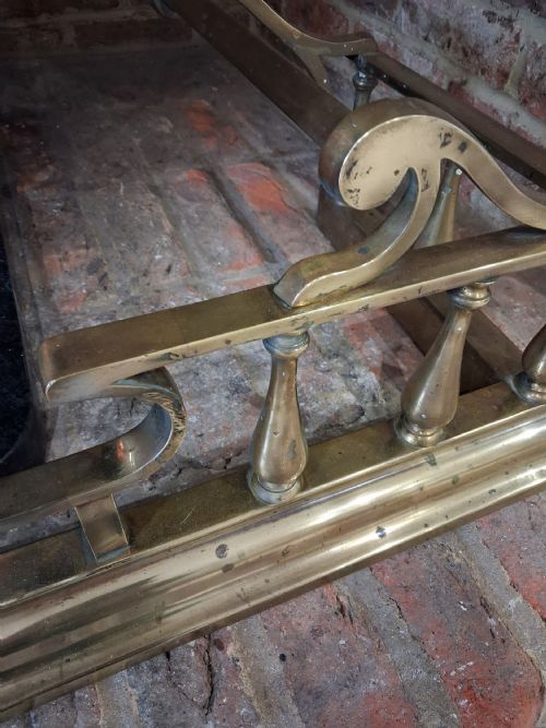 BRASS FIRE SIDE FENDER ART NOUVEAU - ADDITIONAL PHOTO 8