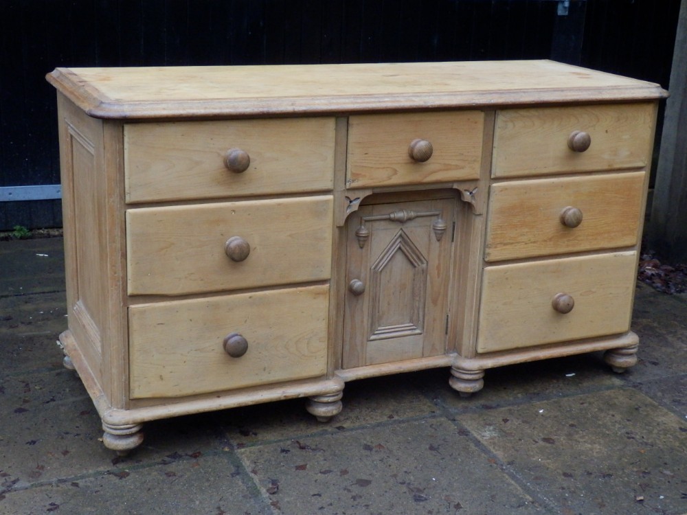 Sideboard, dresser, pine, Victorian.