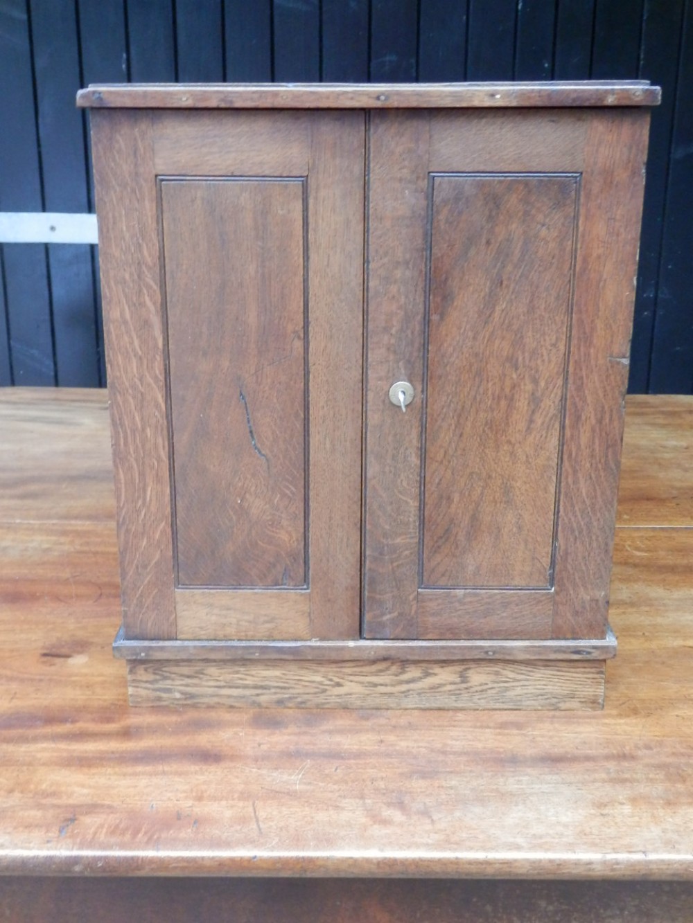 Oak Georgian table cupboard