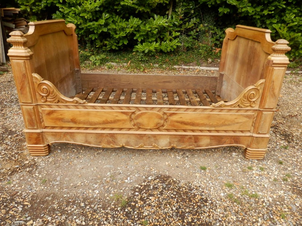 French bed frame