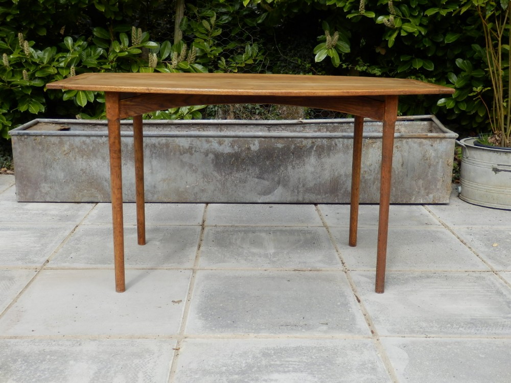 Arts and Crafts oak dining table. Solid oak. Very solid.