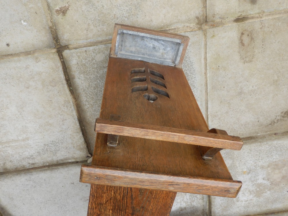 Arts and Crafts Liberty style hall seat in solid oak View VIII
