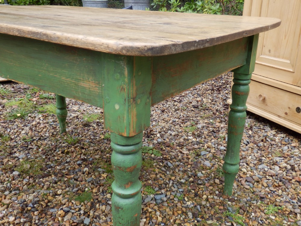 Pine kitchen table. View II
