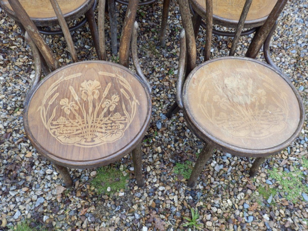 A set of 8 Romanian bentwood 'sweetheart' chairs View III