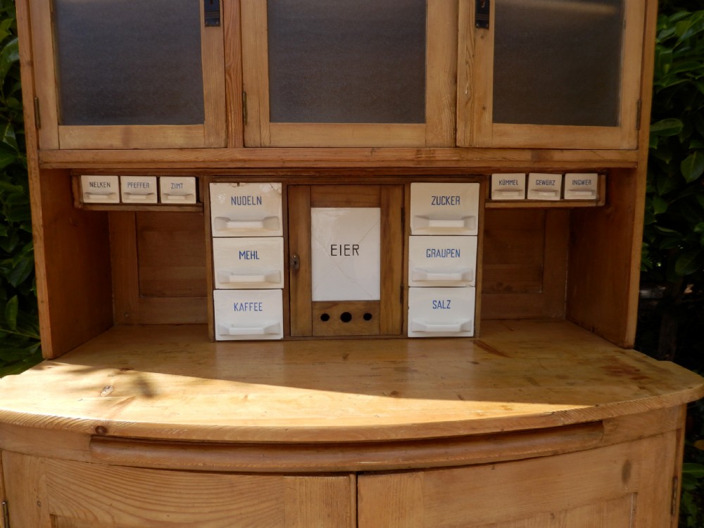 Pine continental Victorian dresser. View III
