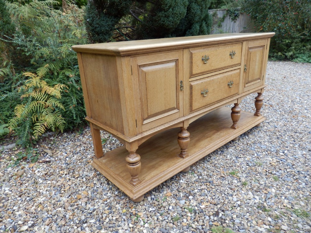 Oak Dresser, sideboard. Outstanding condition. View VI