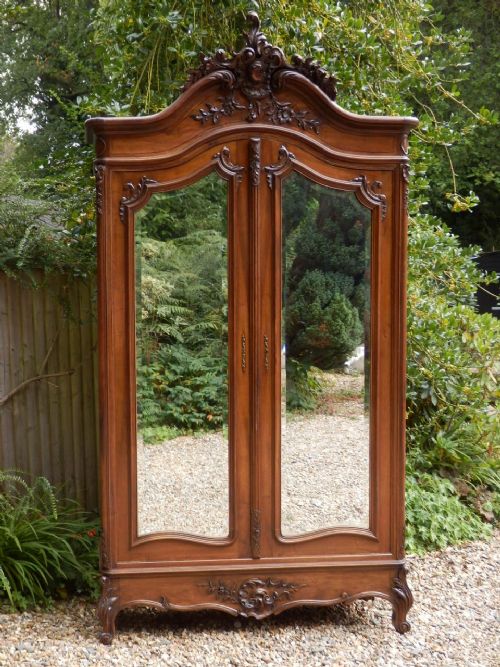 Antiques Online Ltd