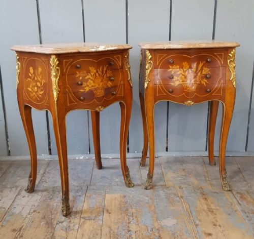 Exceptional Pair of Bedside Cabinets C1930
