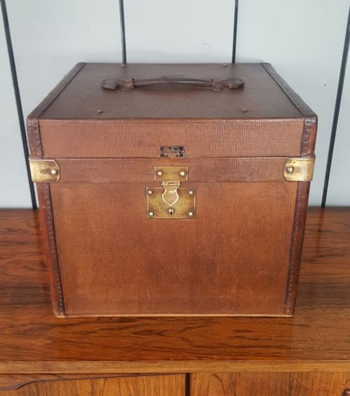 Antique French Leather Bound Hat Box Delion Paris  C1910