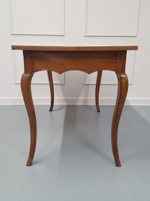 fig 1. Pretty French Cherry Table C1840
