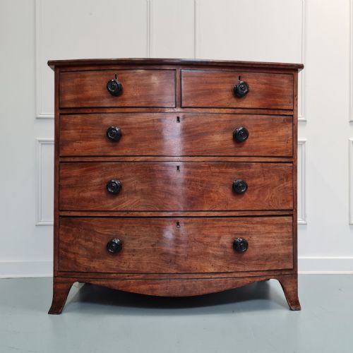 Georgian Bow Front Chest of Drawers C1820