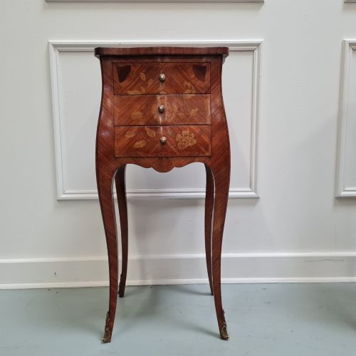 QUALITY FRENCH KINGWOOD BEDSIDE TABLES C1930 - ADDITIONAL PHOTO 9