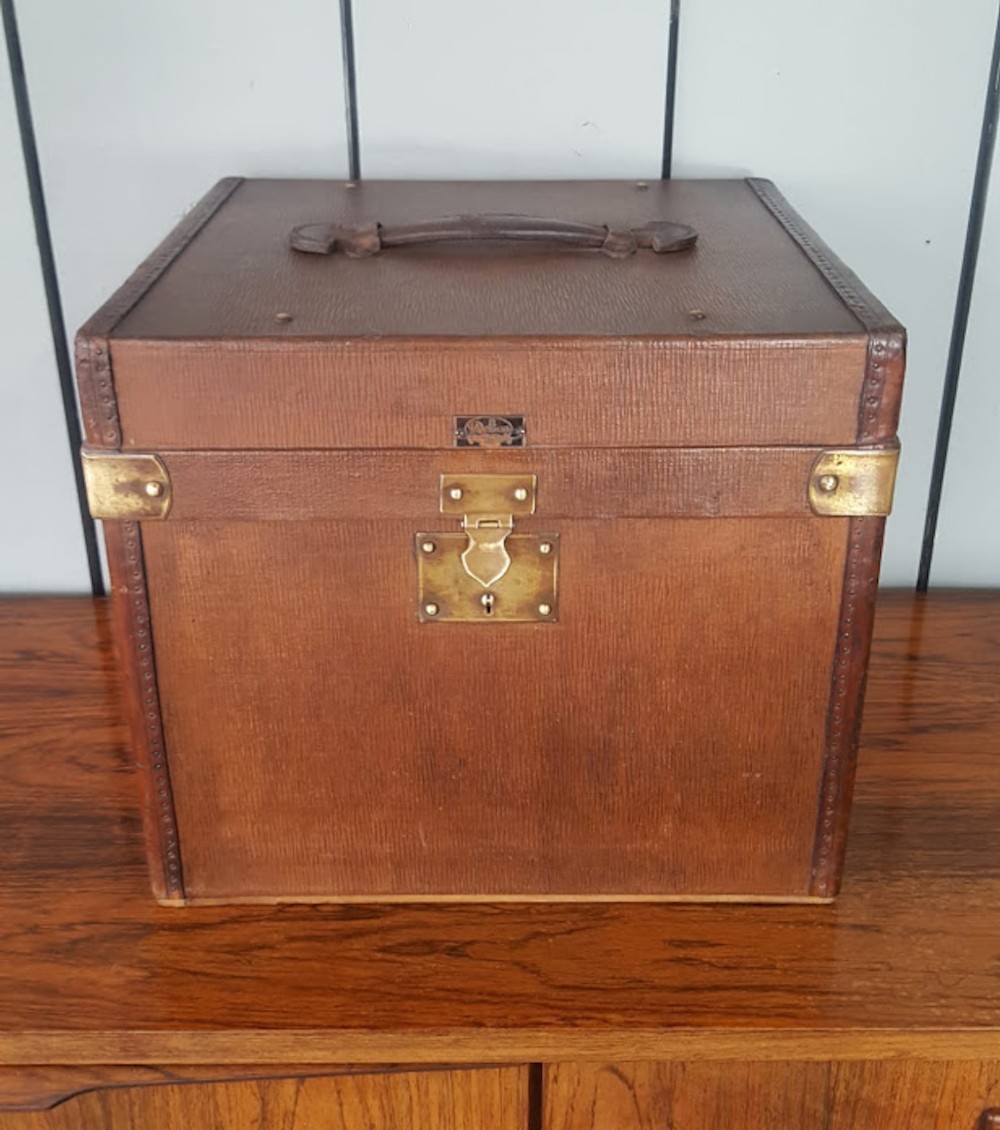 Antique French Leather Bound Hat Box Delion Paris  c1910