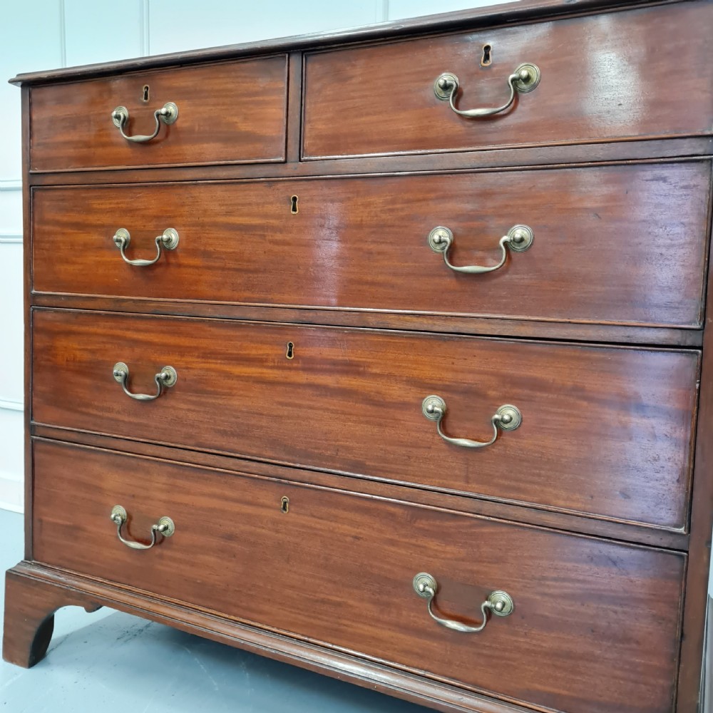 Fine Antique Georgian Chest of Drawers c1800  View VII