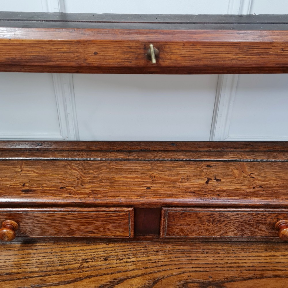 Beautiful Antique Oak Dresser c1820 View VI
