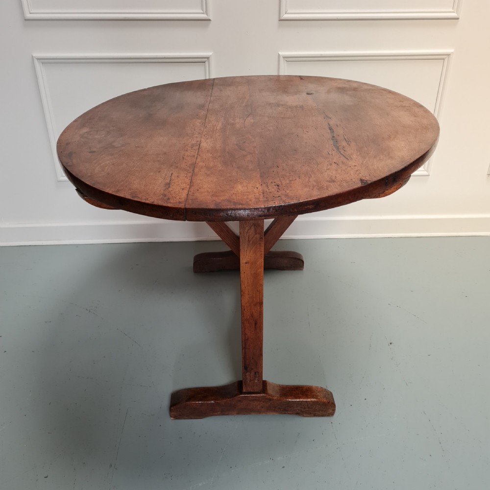 Large Cherry Wood Oval Vendange Table C1850 View III