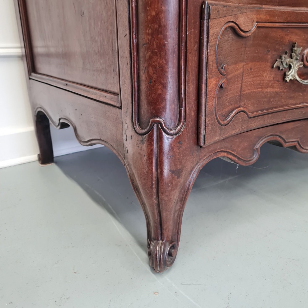 Early French Walnut Commode c1760 View VII