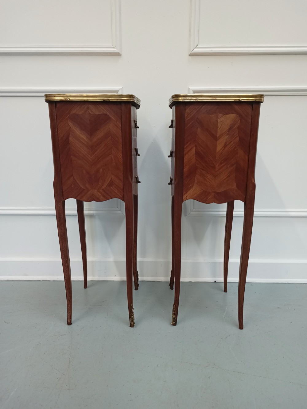 Pair of Antique Kingwood Bedside Tables c1930 View IV