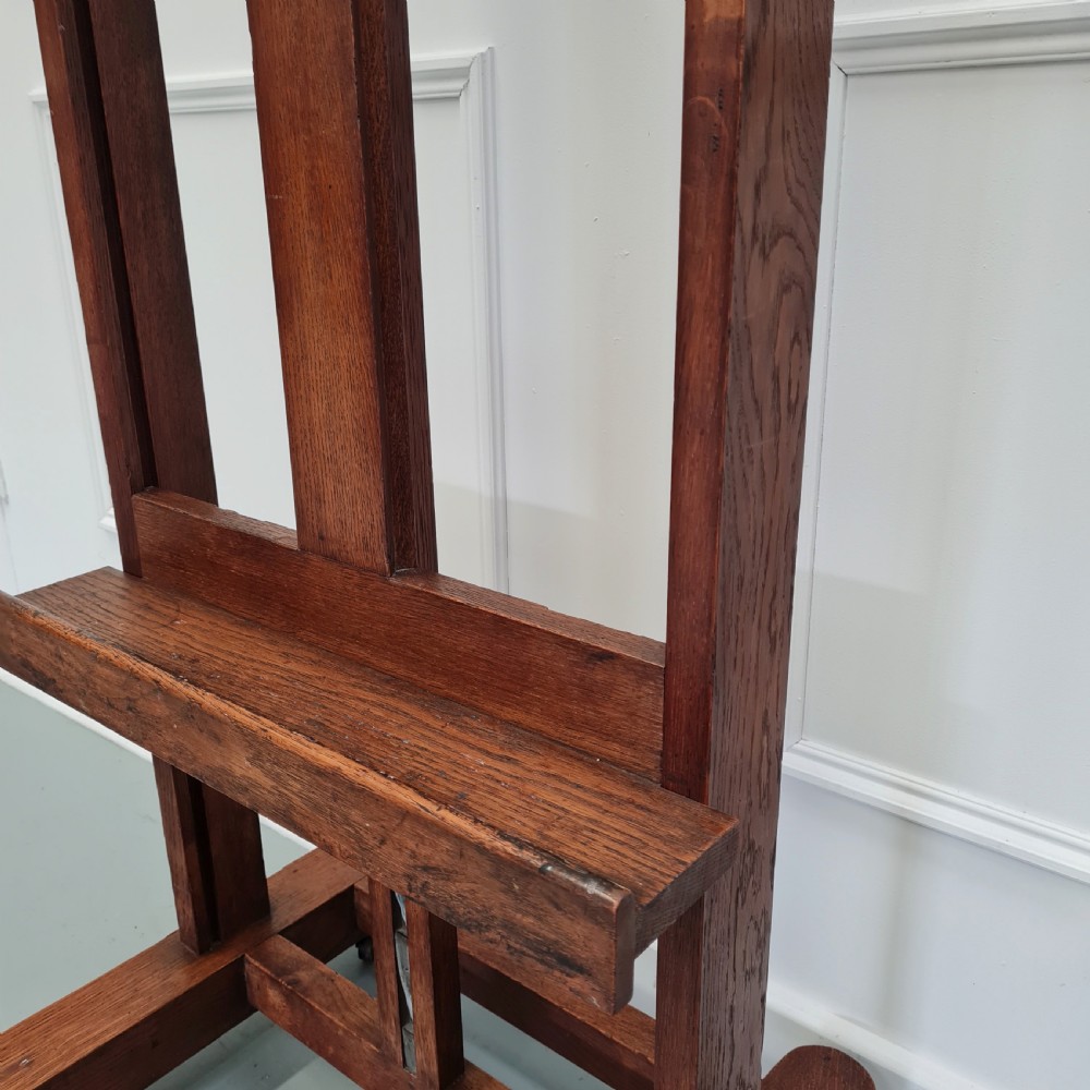 French Oak Easel made in c1900 View VII