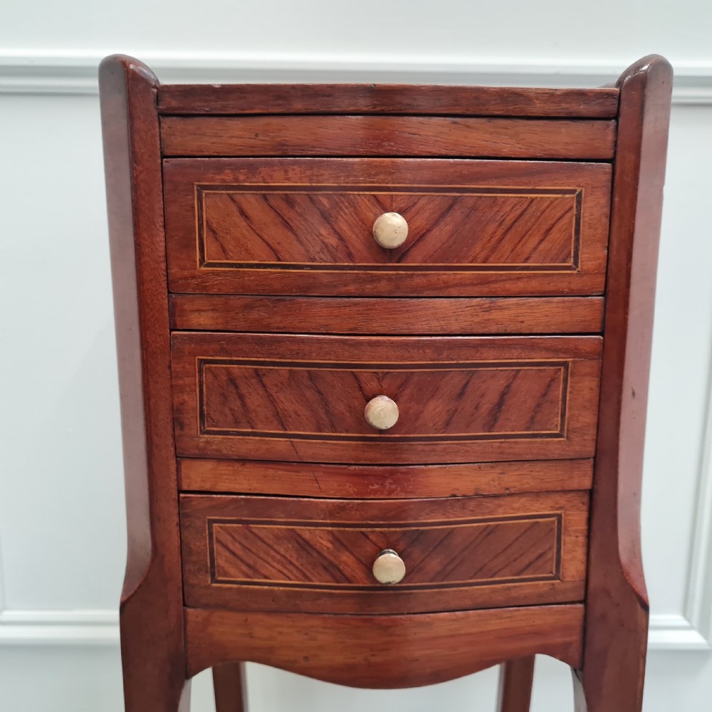Pair of Elegant Cherry and Kingwood Bedside Tables c1930 View VIII