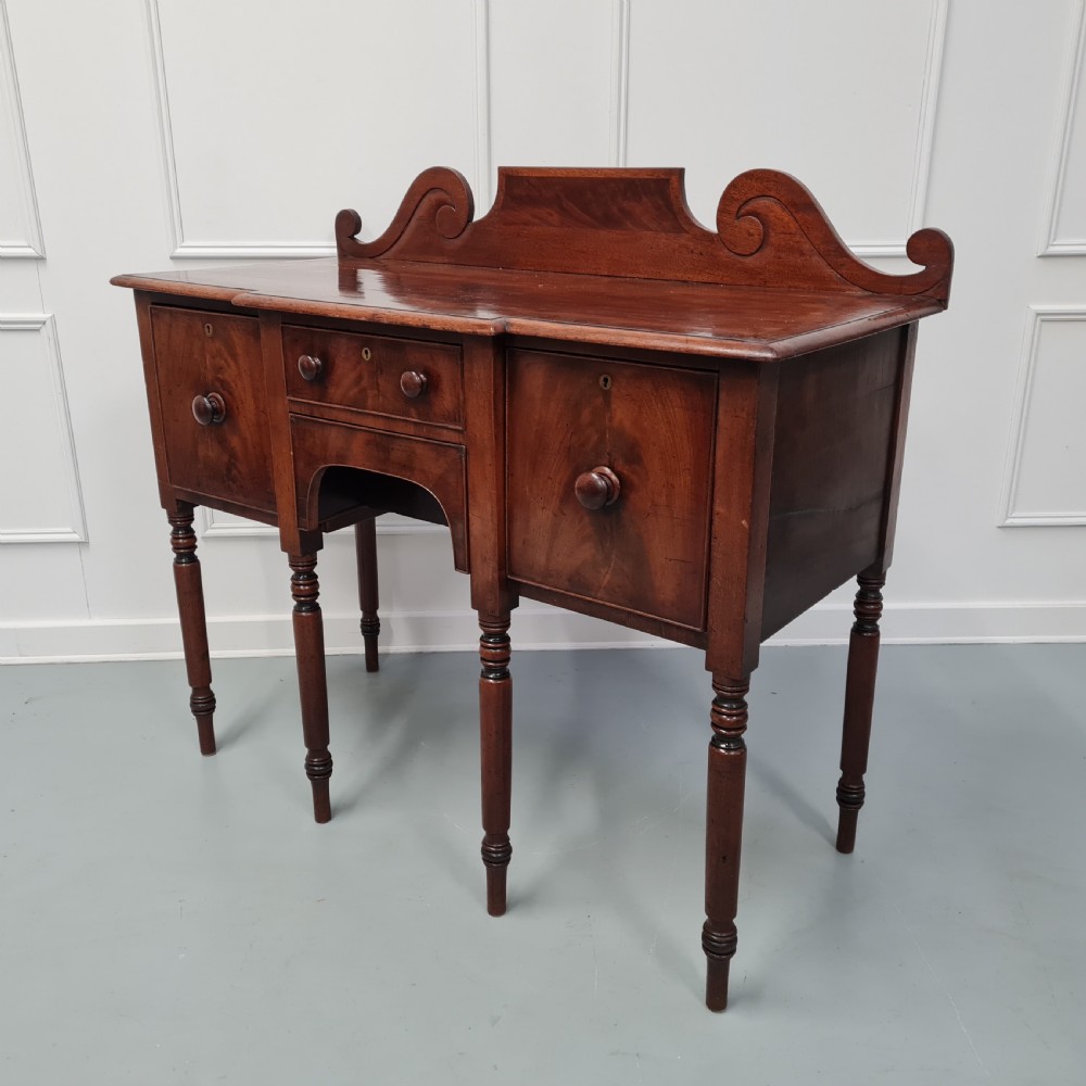 Pretty Small William IV Sideboard c1830