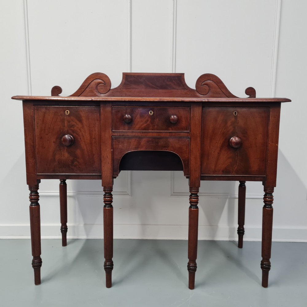 Pretty Small William IV Sideboard c1830 View VI