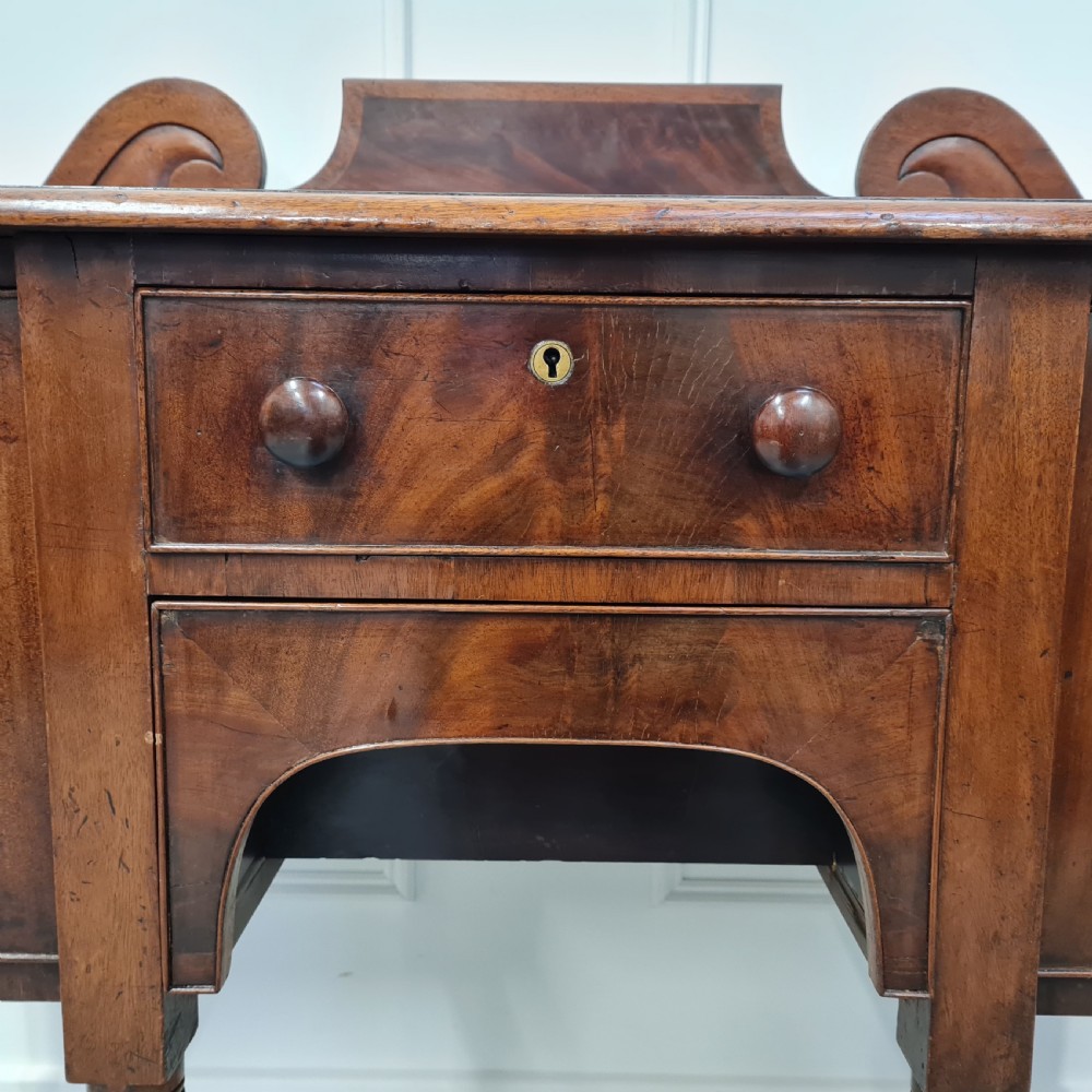 Pretty Small William IV Sideboard c1830 View VII