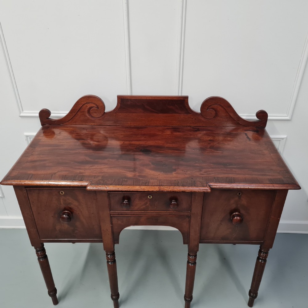 Pretty Small William IV Sideboard c1830 View XIII