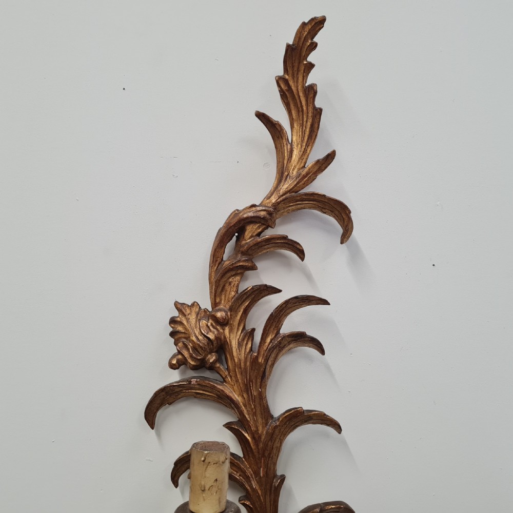 Large Italian Pair of Gilded Wooden Wall Lights c1920 View III