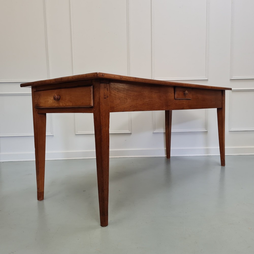 Charming 19th‑century French Farmhouse Table c1840