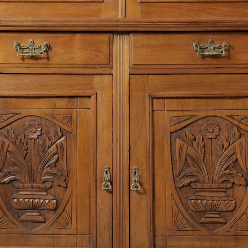 LATE VICTORIAN GLAZED BOOKCASE ABOVE CUPBOARD - ADDITIONAL PHOTO 5
