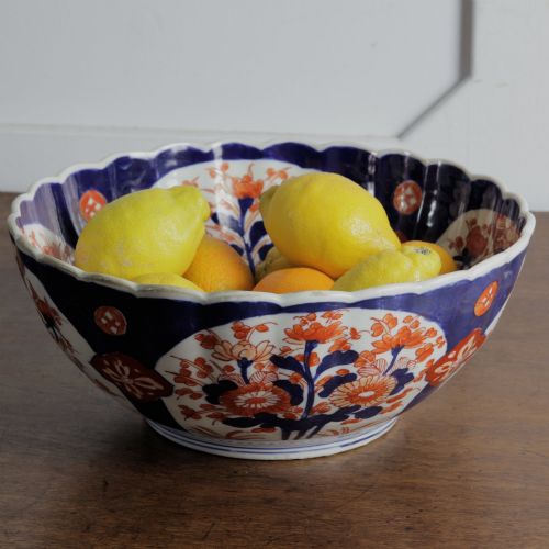 Early 20th-century Japanese Imari Porcelain Bowl