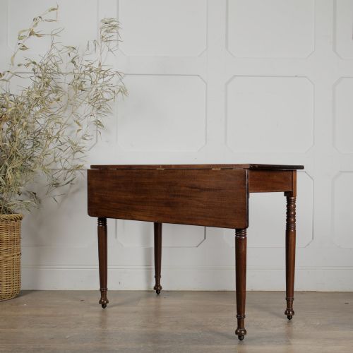 Victorian Mahogany Table With Single Fall