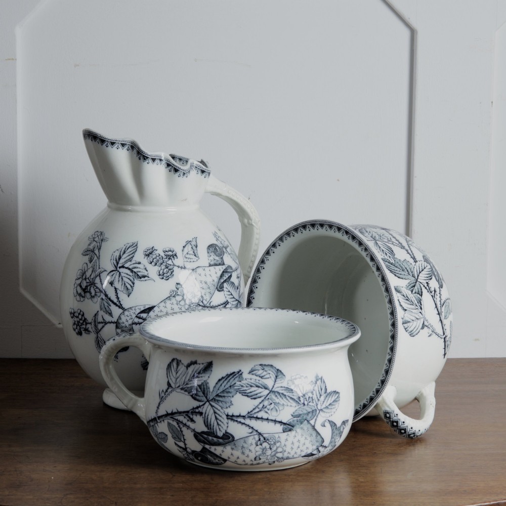 Pair Of Early 20th-Century Blackberry Chamber Pots And Jug