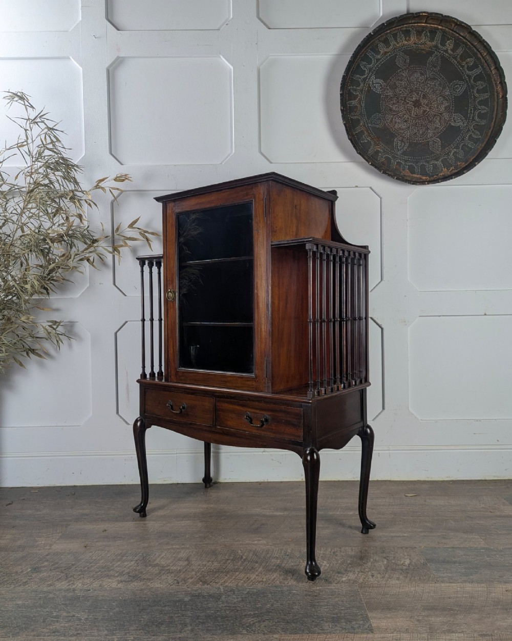 Early 20th-Century Mahogany Music Or Display Cabinet
