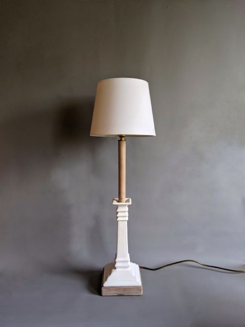 WHITE PORCELAIN LAMP FROM THE 20TH CENTURY - ADDITIONAL PHOTO 6