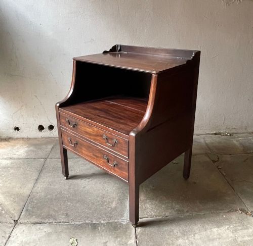 A George III bedside commode