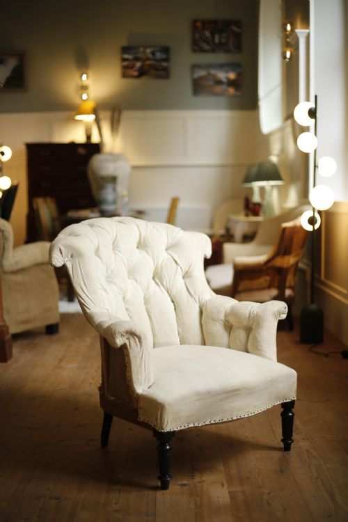 Napoleon III Buttoned Fishtail Armchair