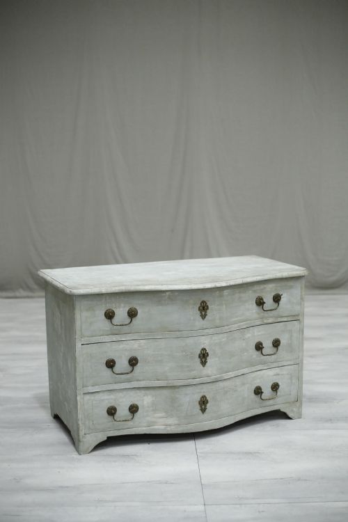 18th Century Painted Serpentine Chest of Drawers
