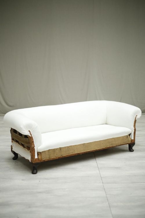 Victorian Chesterfield Sofa with Cabriole Legs