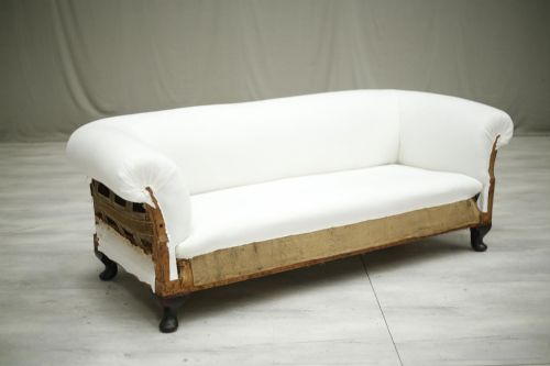 fig 1. Victorian Chesterfield sofa with cabriole legs