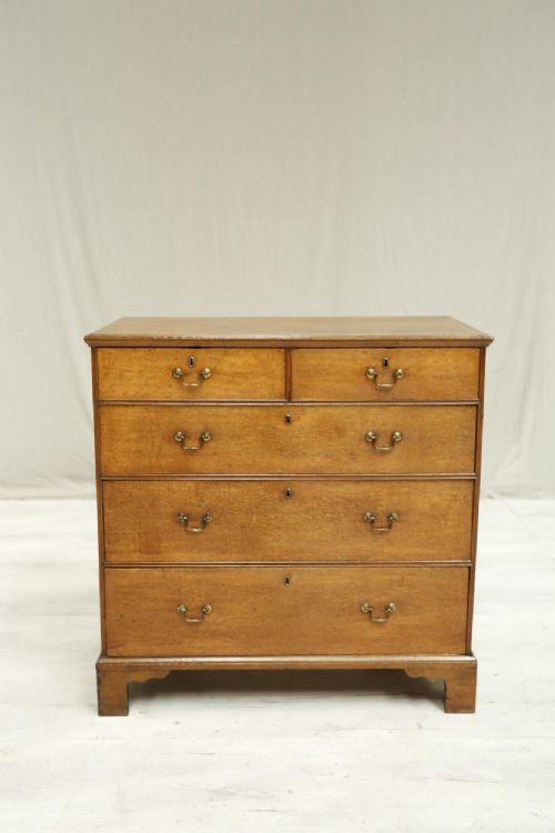 Georgian Oak Chest of Drawers