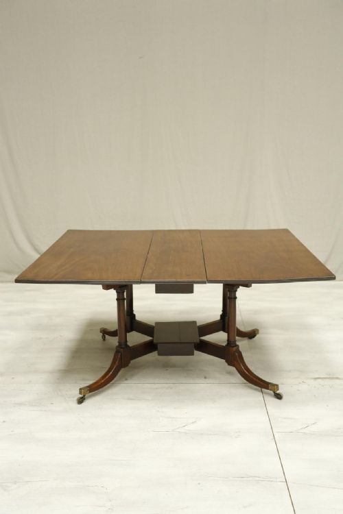 Georgian Mahogany Cumberland Table