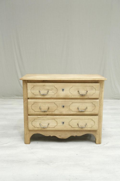 20th Century Bleached Oak Chest of Drawers
