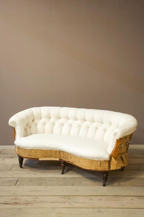 Victorian Buttoned Kidney Shape Country House Sofa