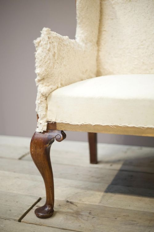 fig 1. English Georgian settee with large cabriole legs